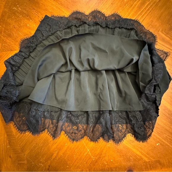 Sam Edelman Black Pleated Lace Layered Skirt Size 2 - Picture 13 of 16